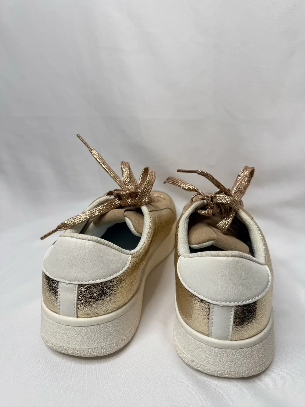 Niluber Gold Star Sneakers - Size 10 (No Tags)